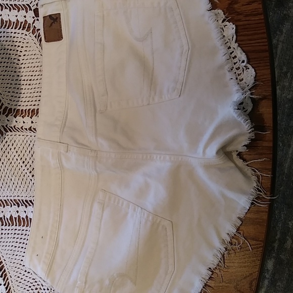 American Eagle white denim shorts - Picture 3 of 7